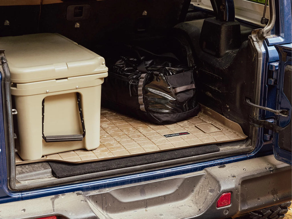 WeatherTech Cargo Trunk Liner matching with Oasis, Odyssey - Third seat well area, Black