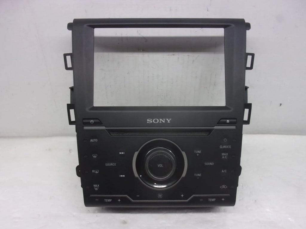 Pre-Owned 2013  Fusion  Radio Control Panel Climate Control DS7T-18E245-PK OEM (Good)